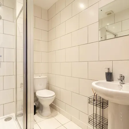 Appartamento Chic 4 Bed By Brighton Station Esterno foto