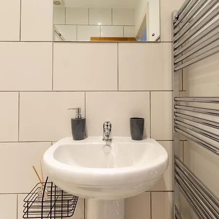 Appartamento Chic 4 Bed By Brighton Station Esterno foto
