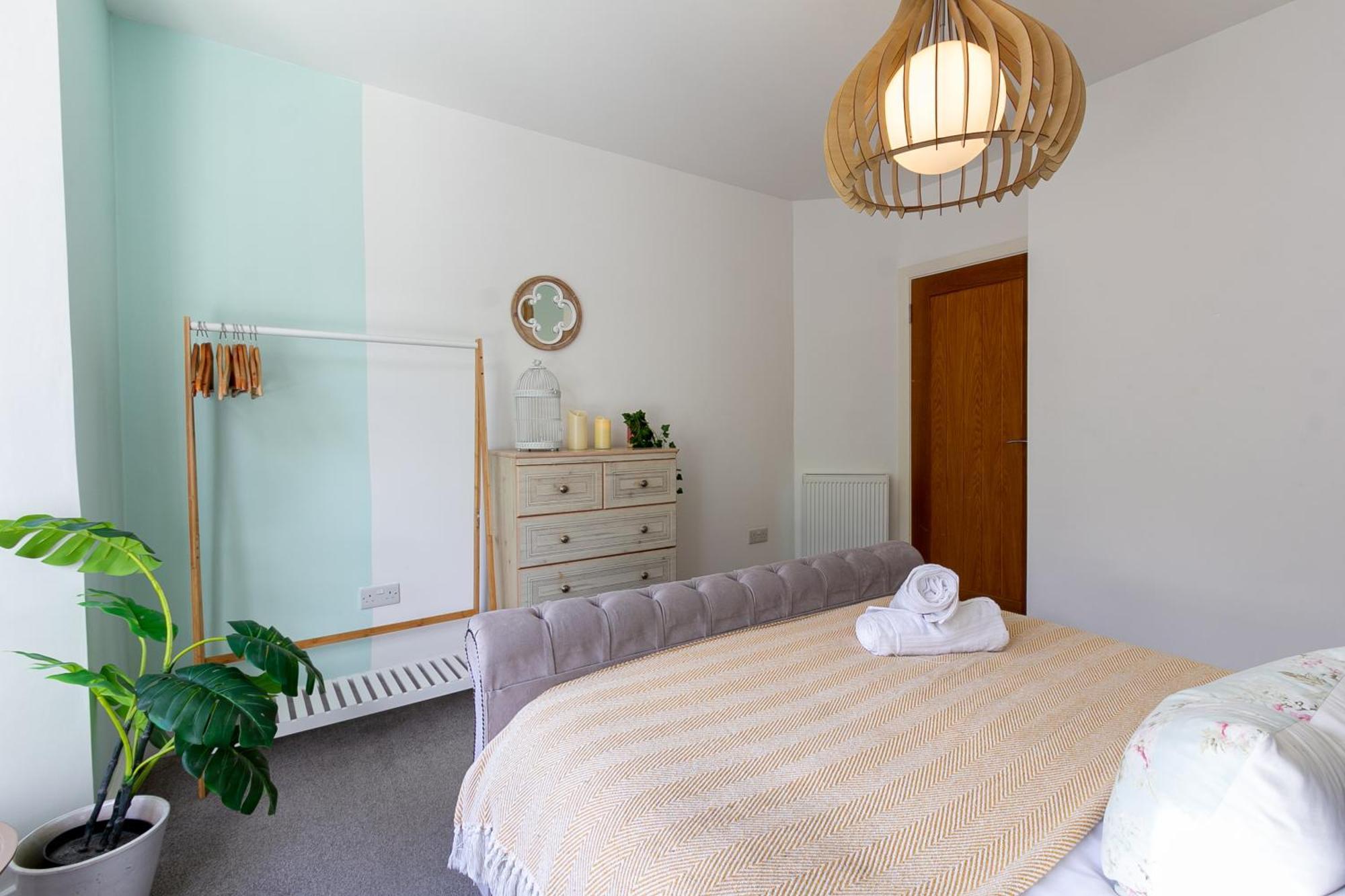Chic 4 Bed By Station Apartment Brighton