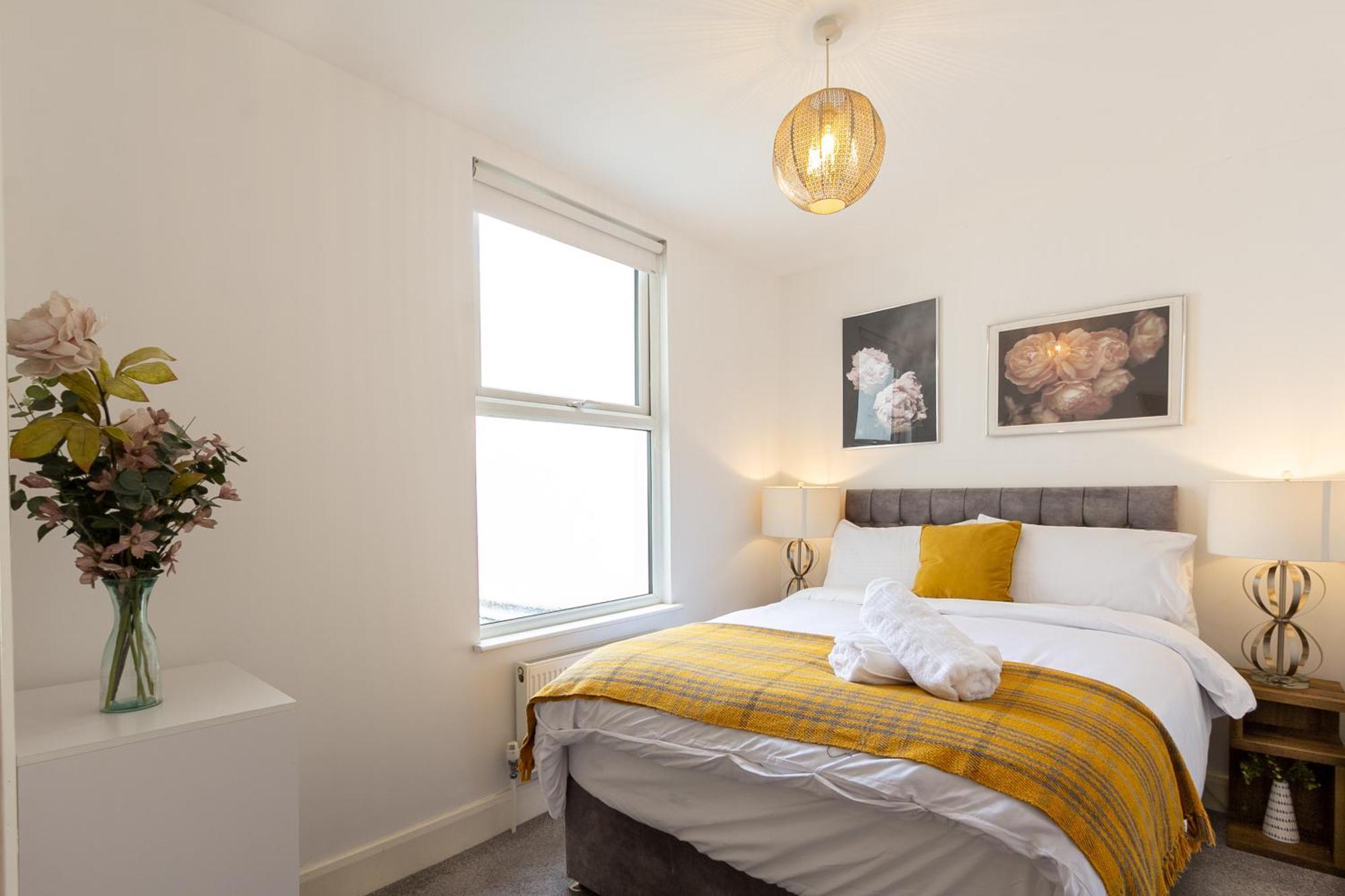 Apartment Chic 4 Bed By Station Brighton