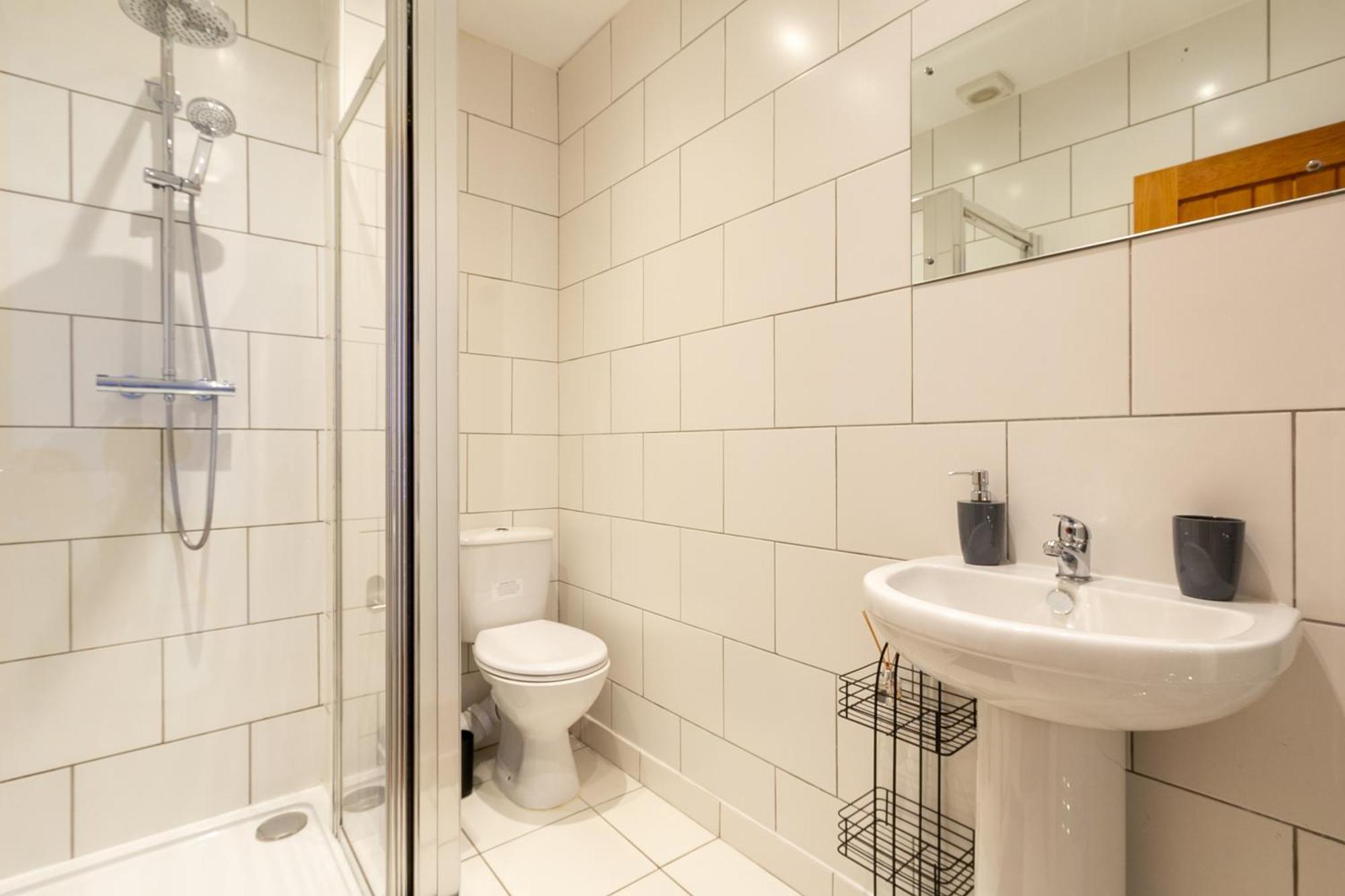 Apartment Chic 4 Bed By Station *